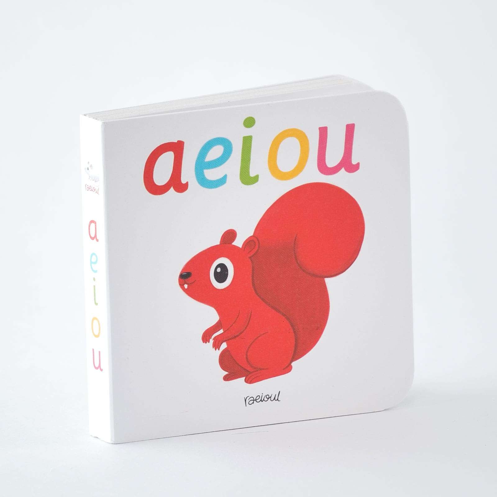AEIOU
